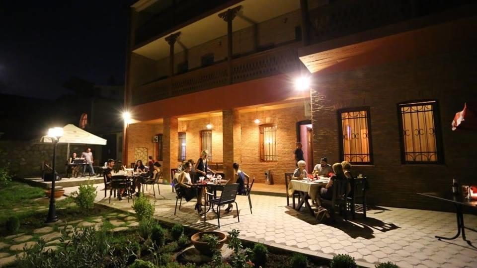 Hotel Sweet Home Telavi Exterior foto