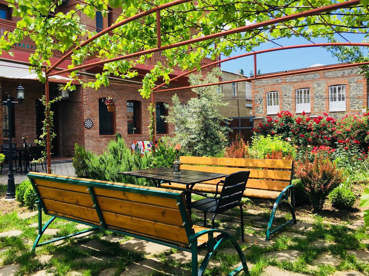 Hotel Sweet Home Telavi Exterior foto